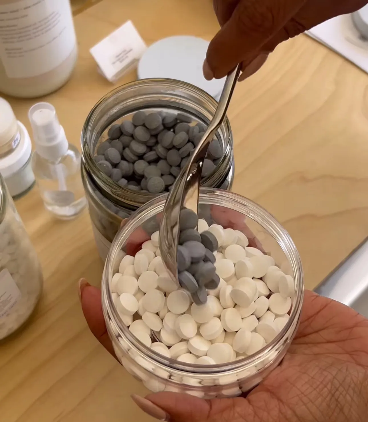 oral fix | charcoal peppermint toothpaste tabs